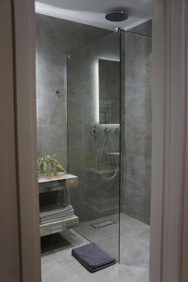 Historic Center Luxury Studio Apartment Athens Exterior photo